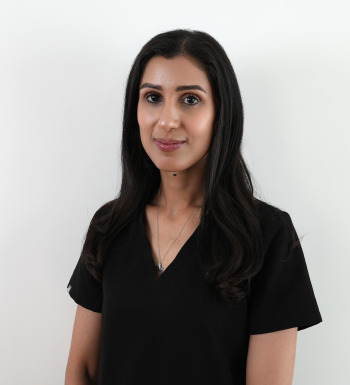 Dr Nikita Vasistha